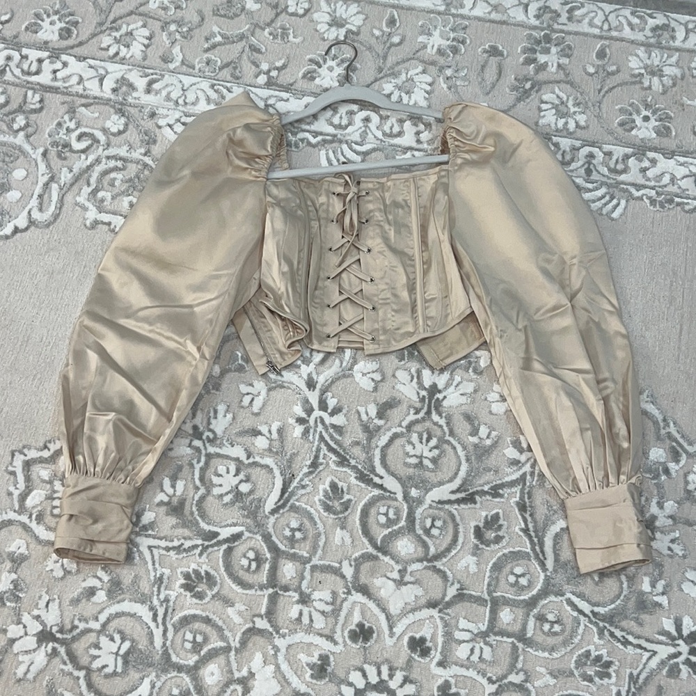 Super cute & elegant 🤍🤍